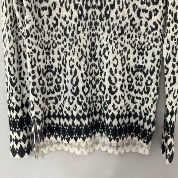 Rebecca Taylor mohair, alpaca blend animal print sweater size Medium T - Picture 4 of 10